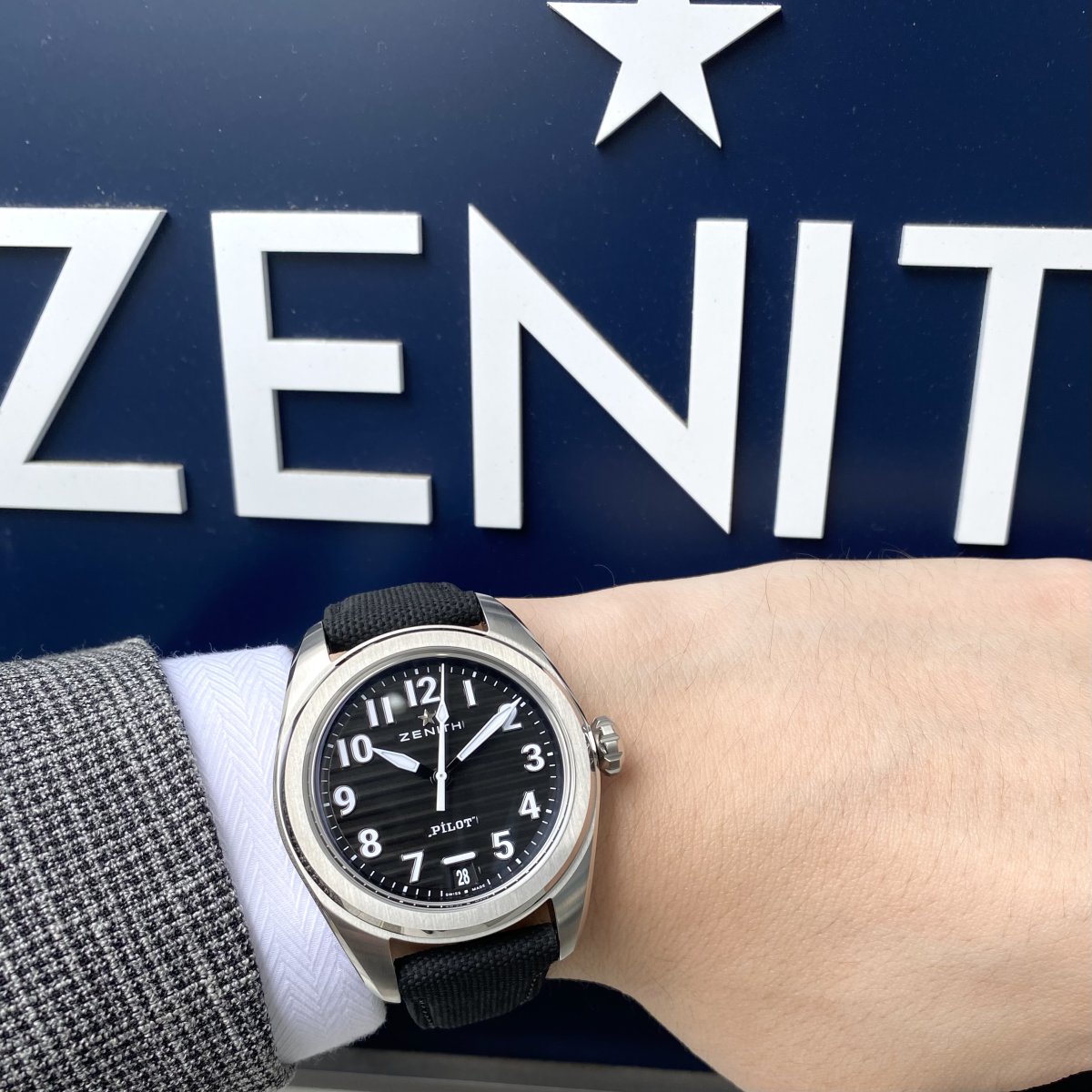 シンプルでビジネスシーンにも大活躍するパイロットウォッチ ゼニス「パイロット オートマティック」 - PILOT ｜IMG_E5138 