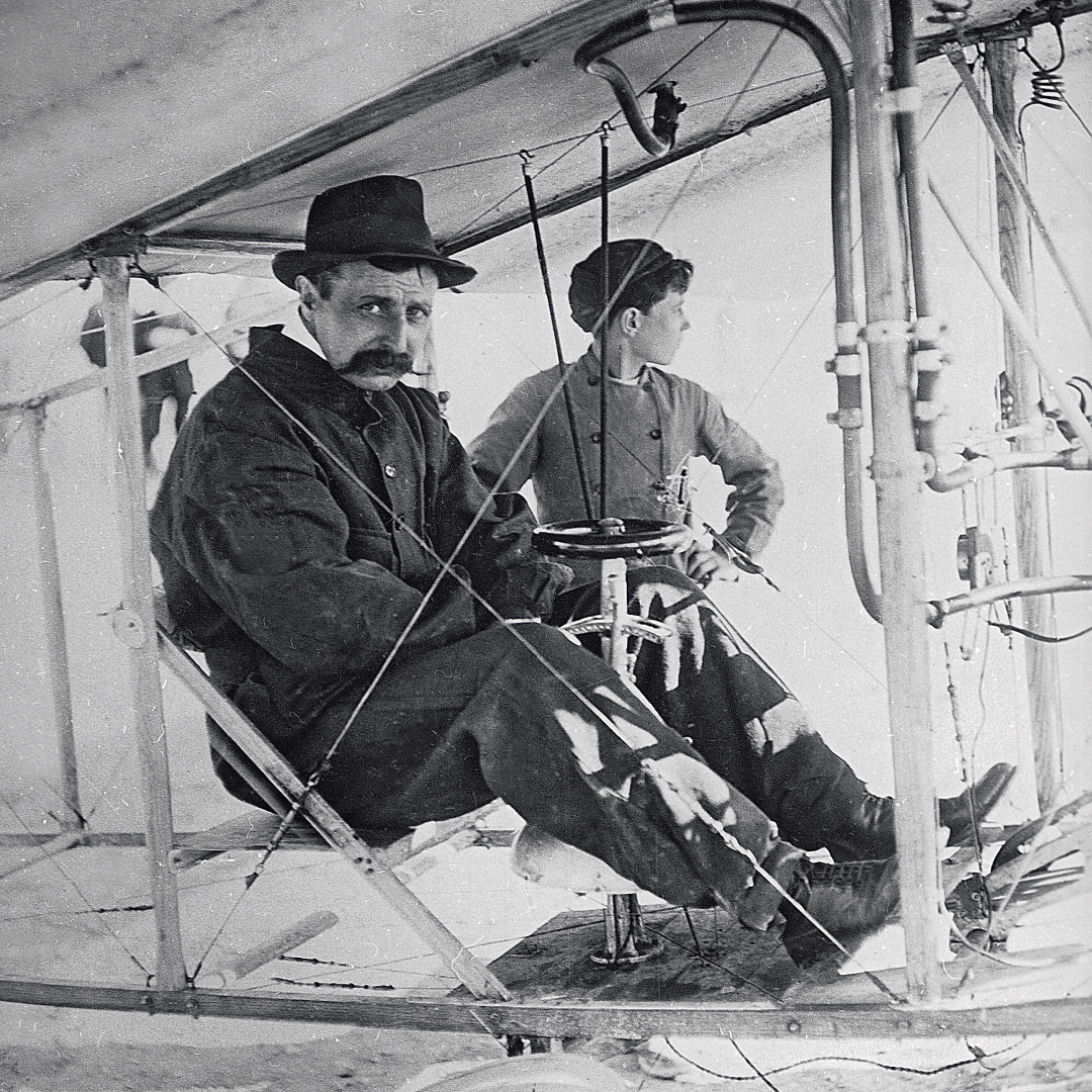 時代は『大飛行機時代』1900年初頭に花開いた空への憧れを表現した一本『パイロット タイプ20 アドベンチャー～ゼニスブティック大阪』 - PILOT ｜bleriot 