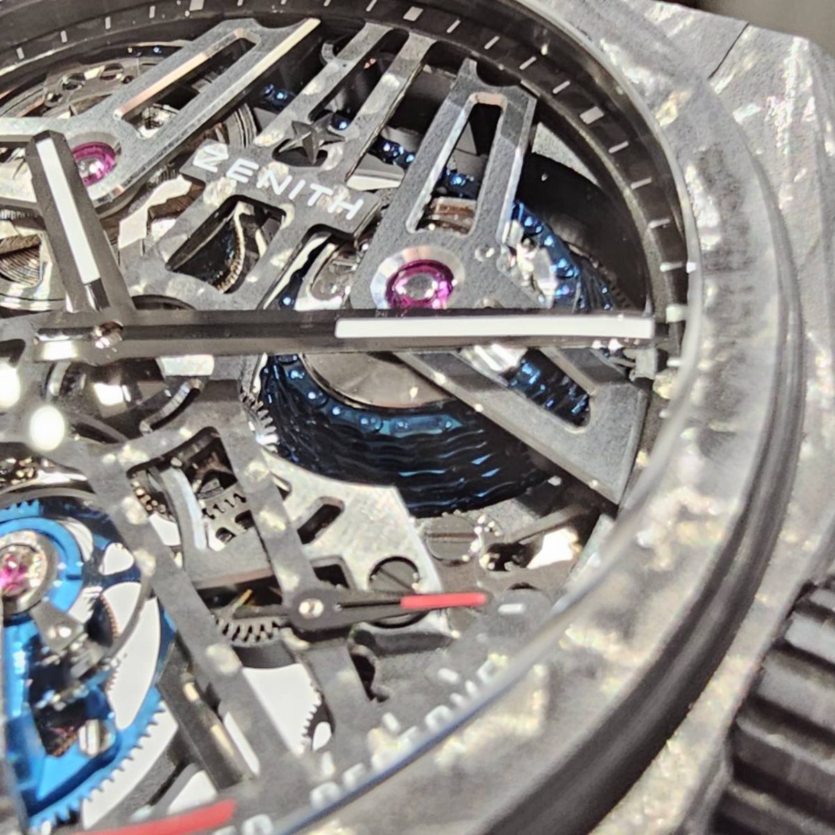 「写真１０枚！」機械式時計の最高峰「トゥールビヨン」の更に先へ。ゼニスが誇る究極のメカニズム「デファイ フュゼ トゥールビヨン~ゼニスブティック大阪」 - DEFY ｜70707-1200x1200 