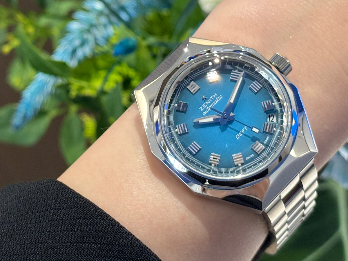 控えめながらも個性的？ティールブルーのカラーが腕元で映える『デファイ リバイバル A3690』【ゼニスブティック大阪】 - DEFY ｜IMG_1382 