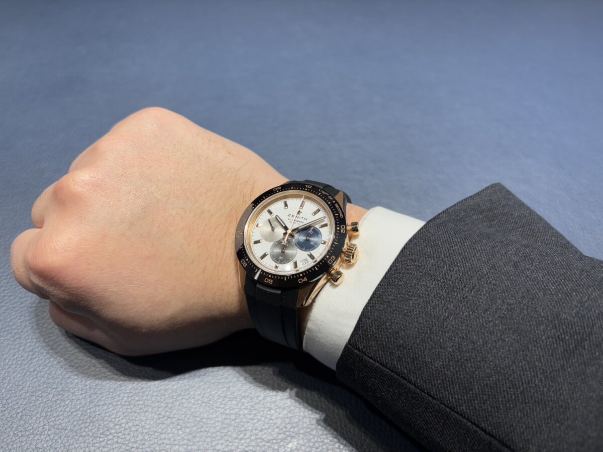 【ゼニス】人気モデルが“価格改定”!!ベルトを変えて楽しんでいただきたい1本!【クロノマスター スポーツ ゴールド】 - CHRONOMASTER |S__86794715
