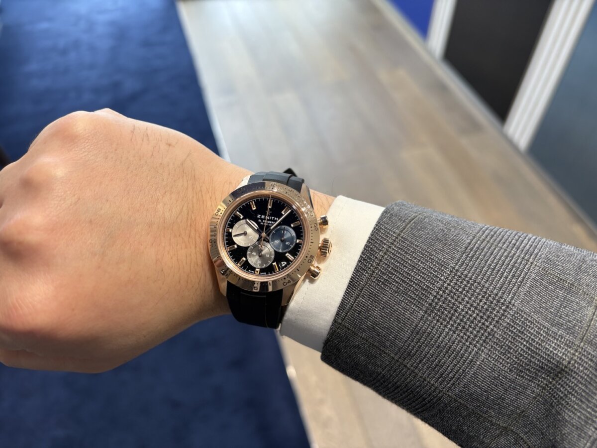 【ゼニス】ゴールド×ラバーストラップの目立ち過ぎない上品且つスポーティーな組み合わせ【クロノマスター スポーツ】 - CHRONOMASTER |S__87990354