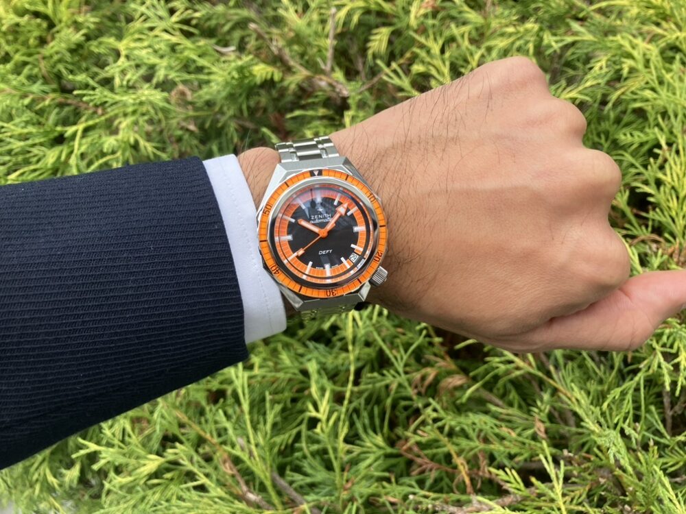 小ぶりな37㎜クラシックデザインに実は高防水性能が備わっているモデル。デファイリバイバルA3648 - DEFY その他 ｜IMG_0324-rotated 