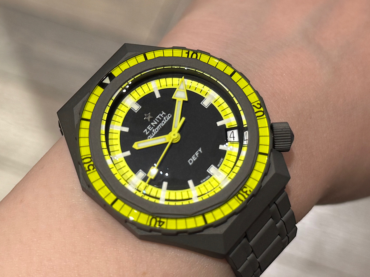 初代デファイダイバーが現代的なカラーリングで復刻！『デファイ リバイバル ダイバー シャドウ』 - DEFY ｜IMG_1438 