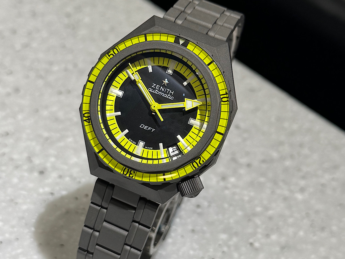 初代デファイダイバーが現代的なカラーリングで復刻！『デファイ リバイバル ダイバー シャドウ』 - DEFY ｜IMG_1446 