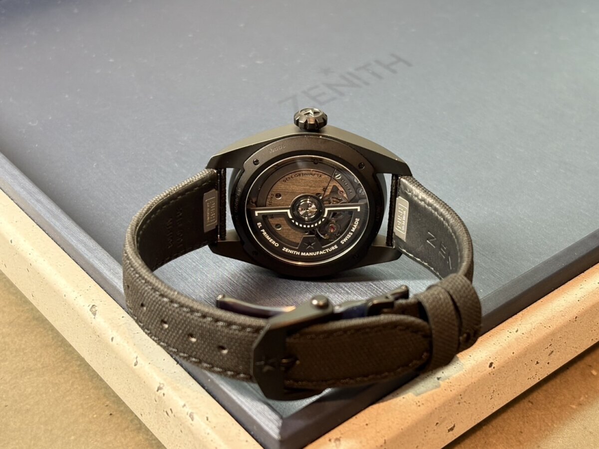 「ゼニス」 パイロットウォッチ ブラックセラミックの魅力とは？ - PILOT ｜S__90104110 