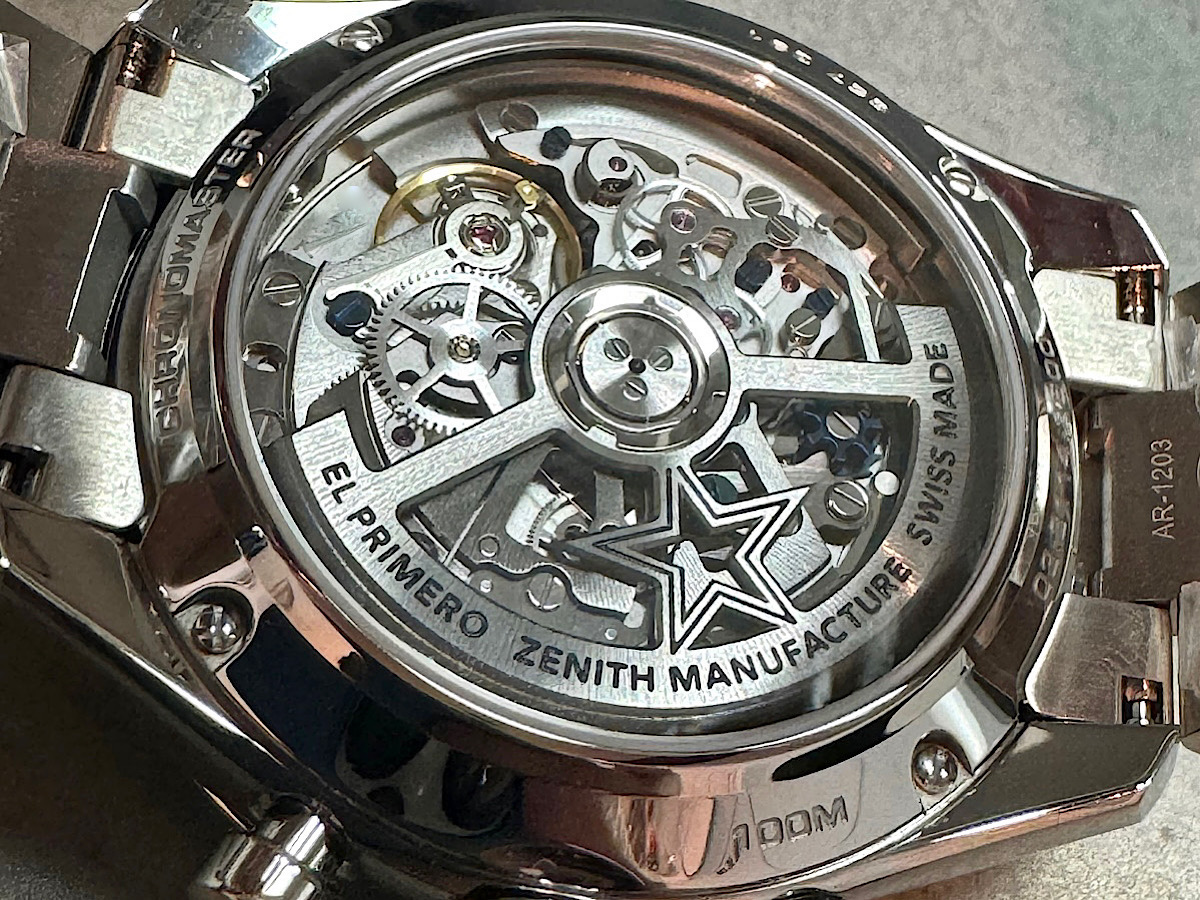 日常に映えるブルー。爽やかさと精悍さを兼ね備えた一本『クロノマスター スポーツ』 - CHRONOMASTER ｜CA066C9F-FA1D-42F9-B067-6AF83E418993 