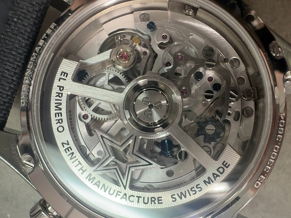 実機でしか味わえないゼニスの魅力。時計に触れてこそわかる真の美しさ - DEFY CHRONOMASTER その他 ｜EE4498BE-C494-4DA5-9007-0C520263F76C 