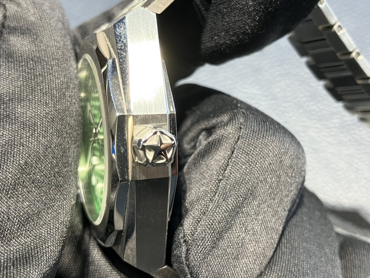 手首サイズにぴったり！36㎜サイズのさわやかカラー文字盤 デファイスカイライン - DEFY ｜IMG_0380 