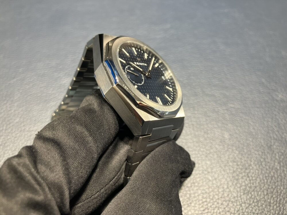 人気のブルー文字盤が入荷しました。デファイスカイライン - DEFY |IMG_0463-rotated