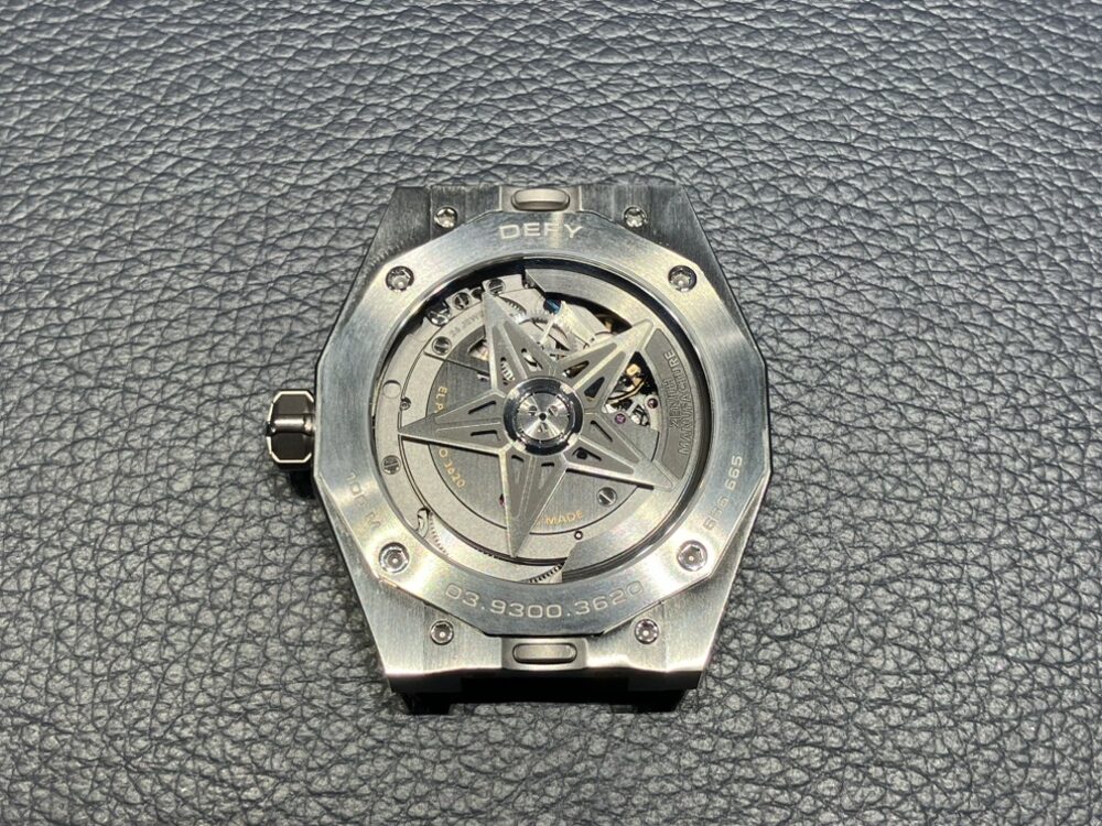 人気のブルー文字盤が入荷しました。デファイスカイライン - DEFY |IMG_0466-rotated