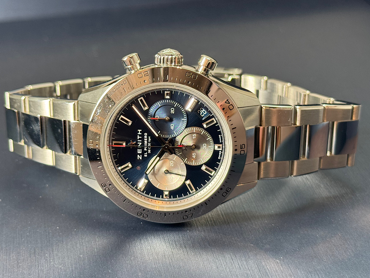 日常に映えるブルー。爽やかさと精悍さを兼ね備えた一本『クロノマスター スポーツ』 - CHRONOMASTER ｜IMG_1980 