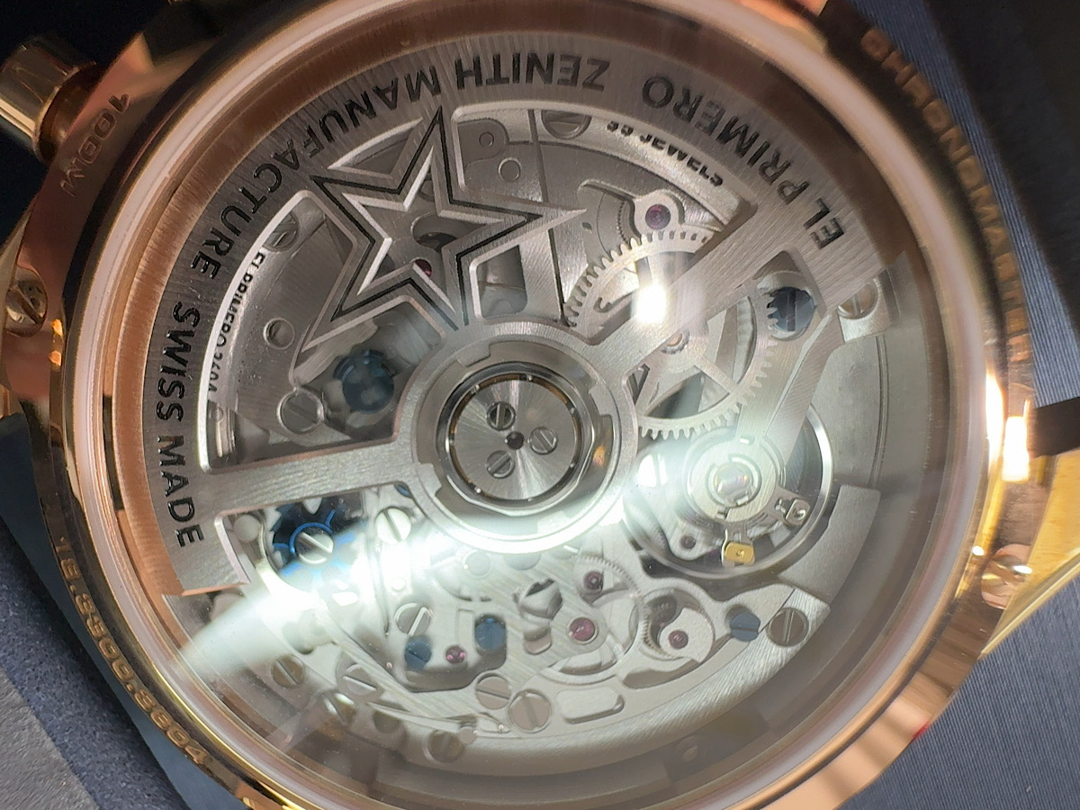 温かみのある輝き、ローズゴールド×オープン文字盤が融合した『クロノマスター オープン』 - CHRONOMASTER ｜ED8768AF-2A8D-4538-B4D0-FFC6AC215708 