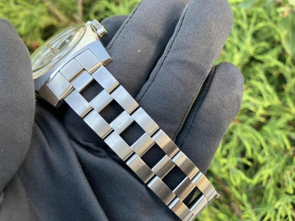 1971年当時わずか1000本しか製造されなかった幻の文字盤を復刻。クロノマスターリバイバルA3817 - その他 |IMG_0490-rotated