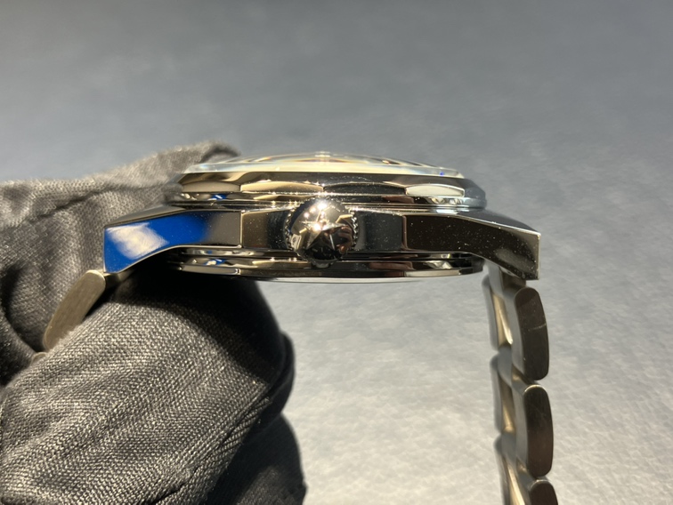 限定の爽やかカラー！ターコイズのグラデーション文字盤が買えるのはゼニスブティックだけです。デファイ リバイバル A3690 - その他 ｜IMG_0507 