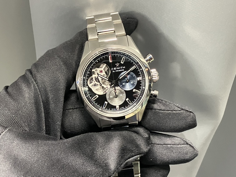 ゼニスと言えばオープン!長年続くアイコニックデザインが39㎜で新たに誕生しさらに支持が高まっています。クロノマスターオープン - CHRONOMASTER |IMG_0515