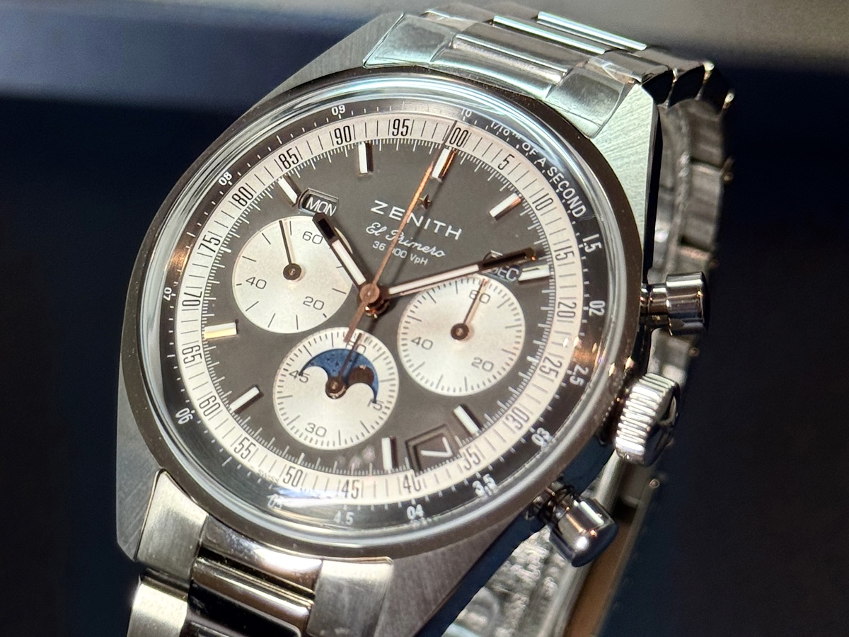 クラシックと精密の融合。落ち着きのあるグレー文字盤が魅せる『クロノマスター オリジナル トリプルカレンダー』 - CHRONOMASTER |IMG_3362