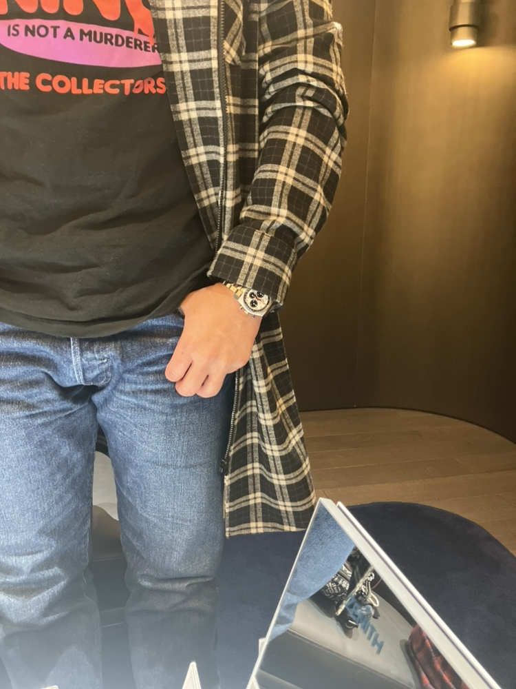 37㎜は控えめなおしゃれサイズ！普段使いしやすいクロノマスターリバイバルA384。H様有難うございます。 - CHRONOMASTER お客様 ｜IMG_0593-1 