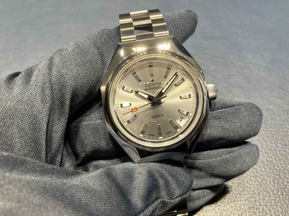 2026年デファイリバイバルA3643シルバートーン文字盤が入荷しました。 - DEFY |IMG_0815-rotated