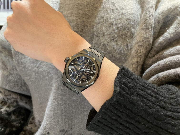 ブラックセラミックとスケルトン文字盤。漆黒のデファイスカイラインがすごくかっこ良い！H.Y様ご購入有難うございました。 - DEFY お客様 ｜IMG_0902 